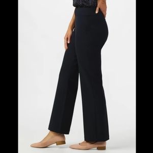 Roz&Ali Secret Agent Slimming PullOn Pant 6 Short
